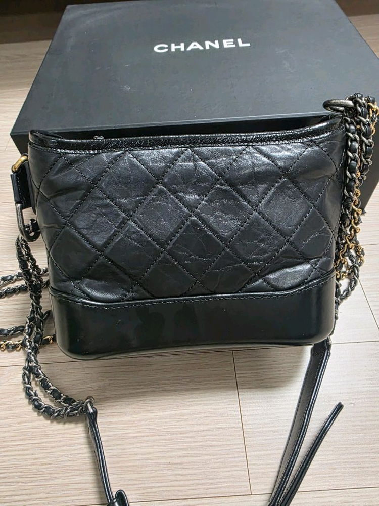 샤넬 가브리엘 호보 스몰(블랙 금장) 이미지