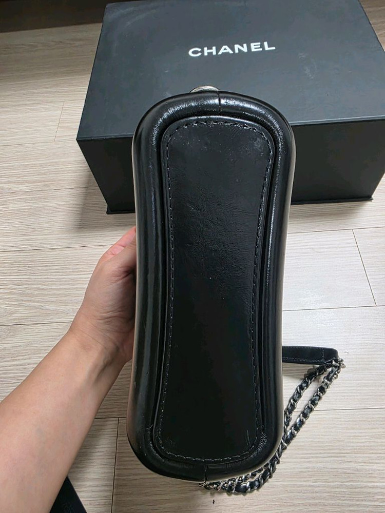 샤넬 가브리엘 호보 스몰(블랙 금장) 이미지