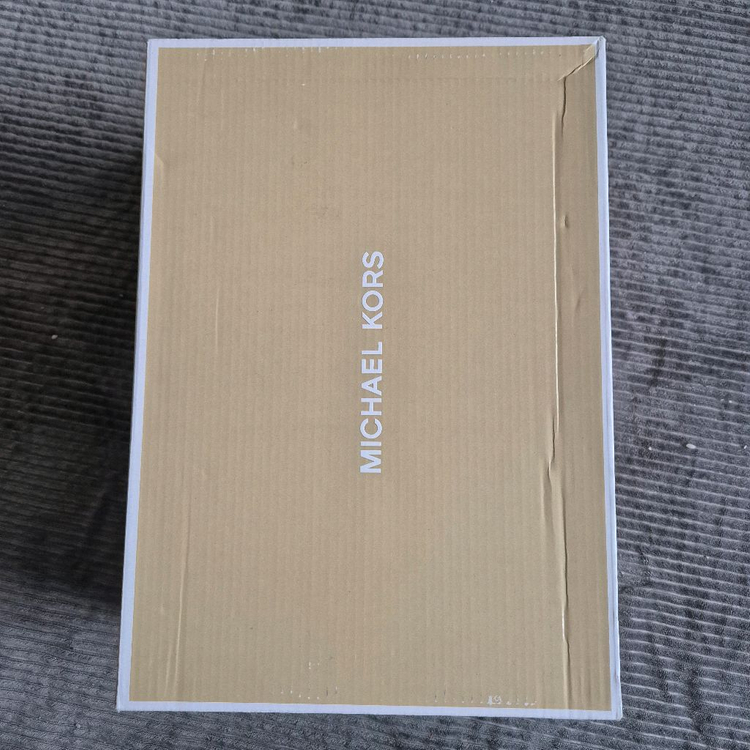 마이클 코어스 운동화 이미지