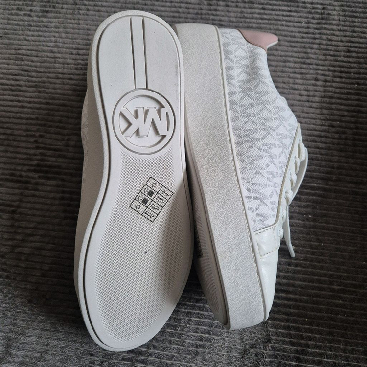 마이클 코어스 운동화 이미지