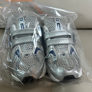 뉴발란스키즈 운동화 1906 140 이미지