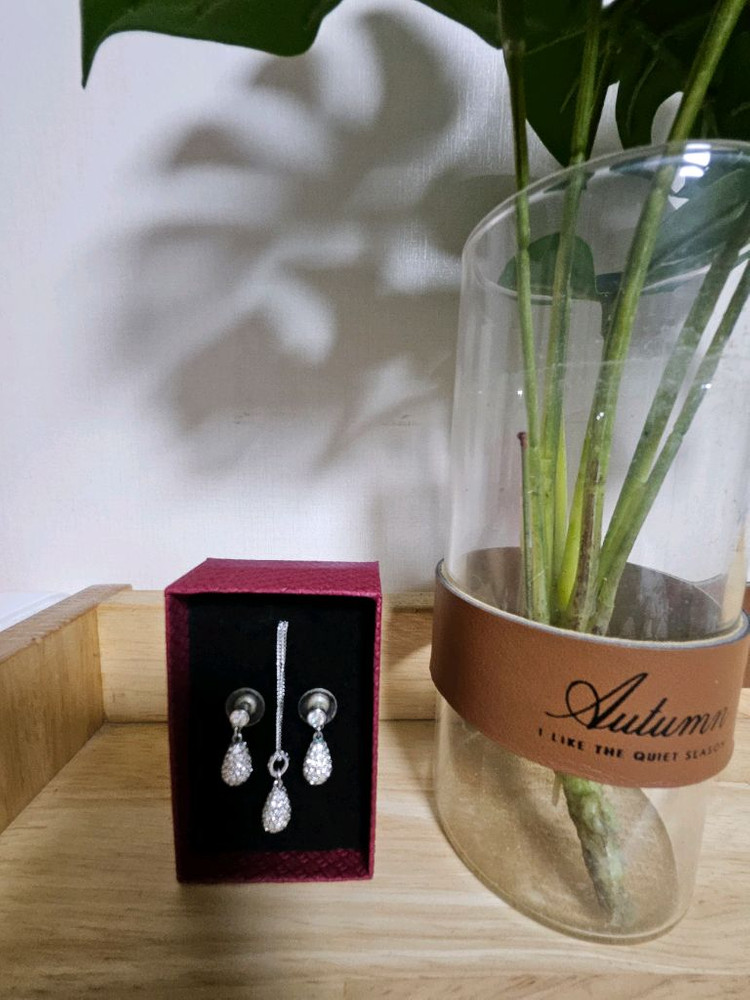 스와로브스키크리스탈목걸이귀걸이세트판매엘로이즈컬렉션Swarovski쥬얼리 이미지