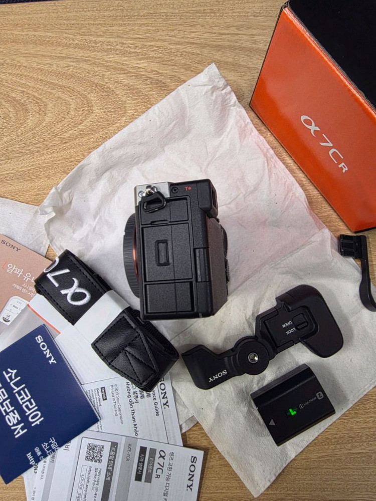 소니a7cr 실버 민트급바디판매 컷수도작습니다 타기종교환가능합니다 이미지