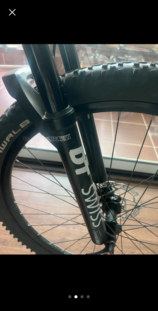 폴리곤 시스큐 D9 풀샥 mtb 판매합니다 이미지