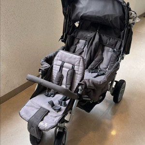 차일드홈 유모차 삼둥이 유모차 팝니다 이미지