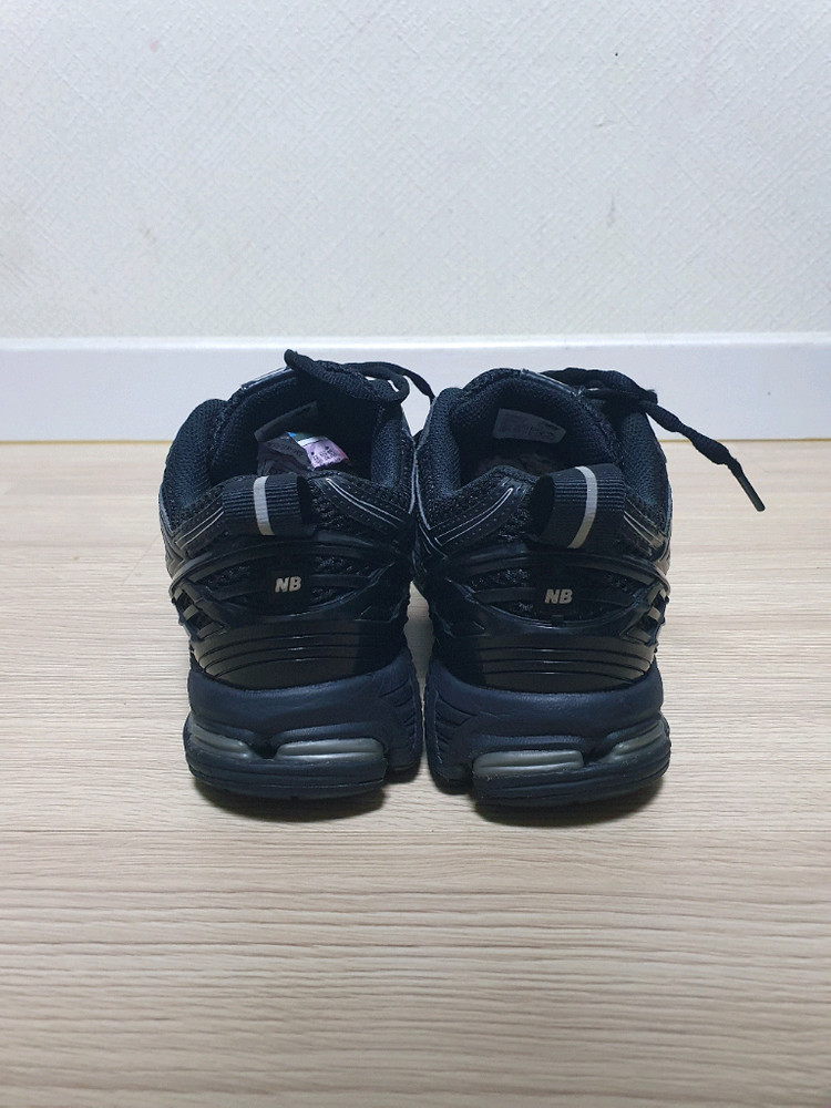 뉴발란스 1906R 블랙 운동화 270 이미지
