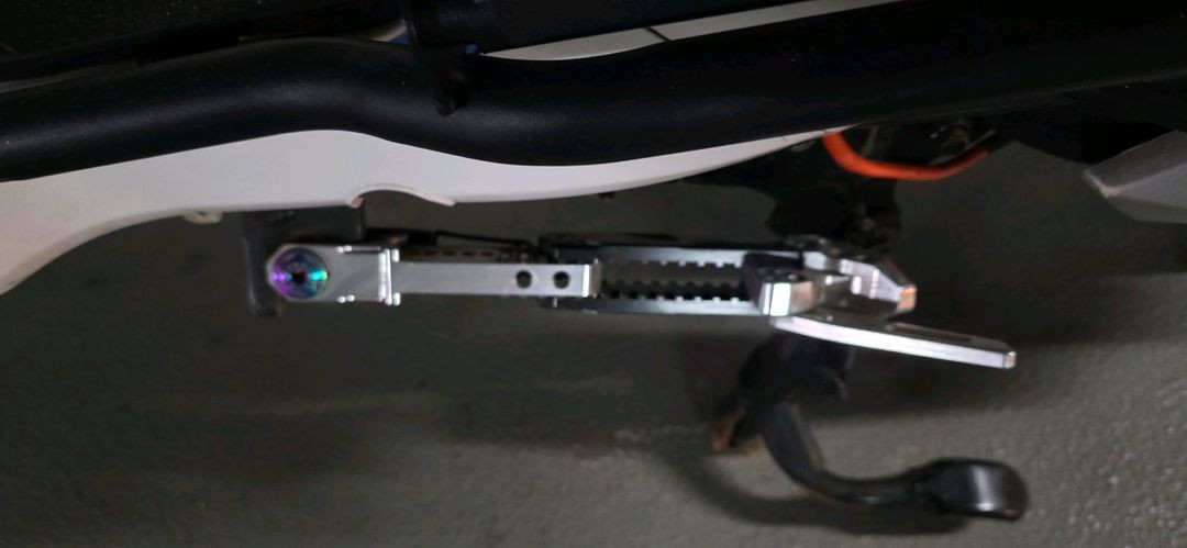 타우러스 es듀얼 배터리2개 흰색 이미지