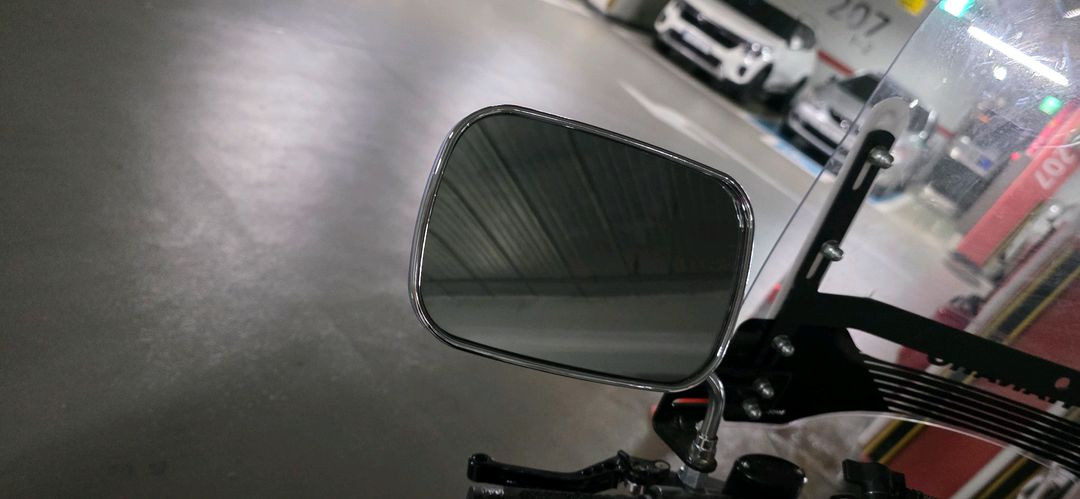 타우러스 es듀얼 배터리2개 흰색 이미지