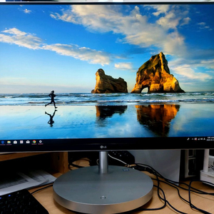 LG 올인원 일체형 PC 27V790 이미지