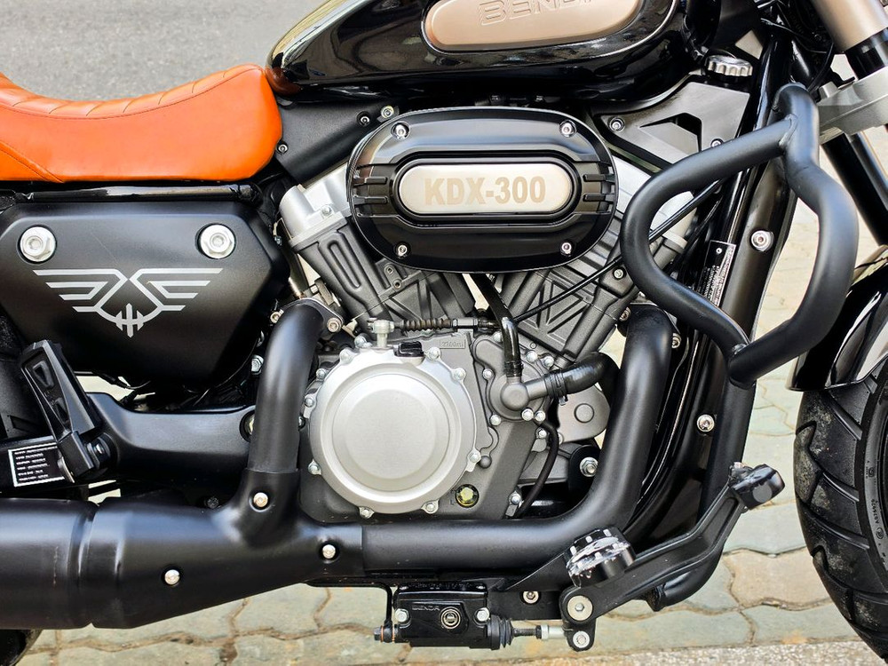 벤다300 KDX300 2024년식 3481KM 1인신조 무사고 신차급매물 오토바이 판매합니다 이미지