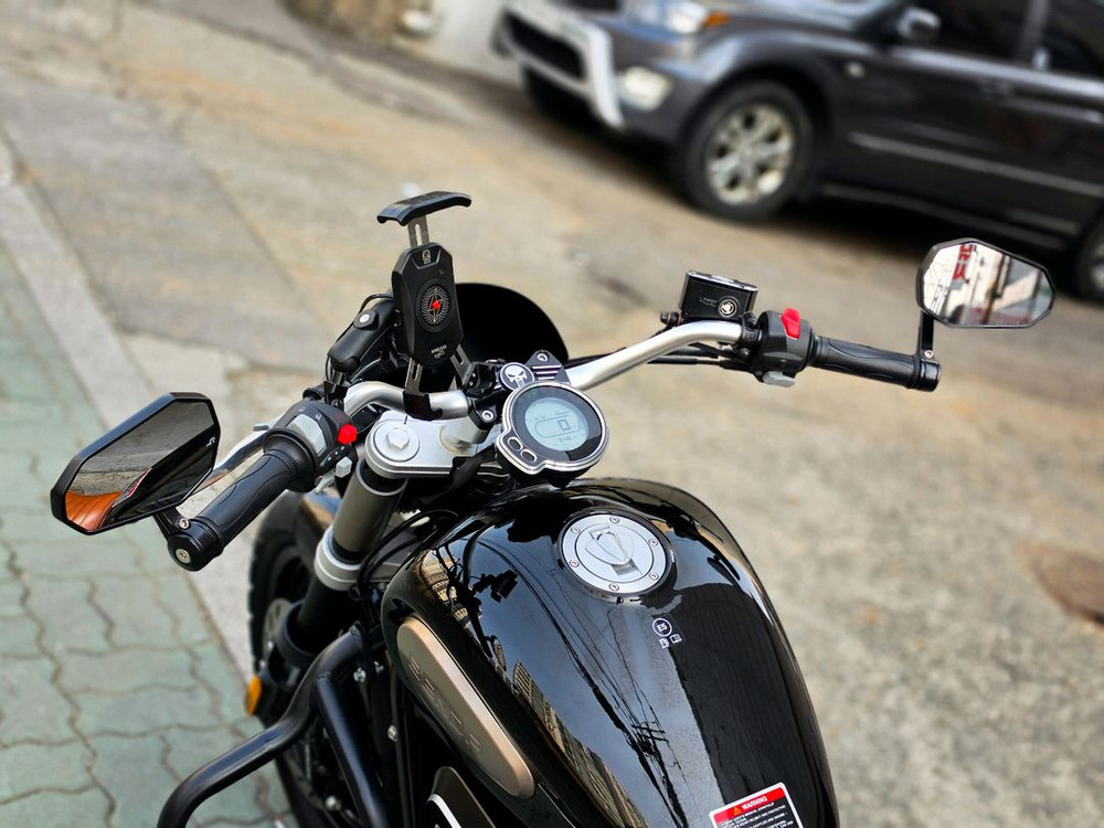 벤다300 KDX300 2024년식 3481KM 1인신조 무사고 신차급매물 오토바이 판매합니다 이미지