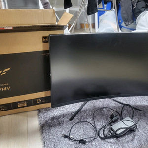 한성 TFG27F14V 27인치 커브드 게이밍 모니터 이미지