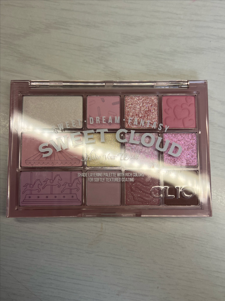 클리오 쉐이드 앤 섀도우 팔레트 05 솜사탕랜드 이미지