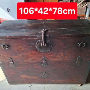 옛 반닫이 고가구 이미지