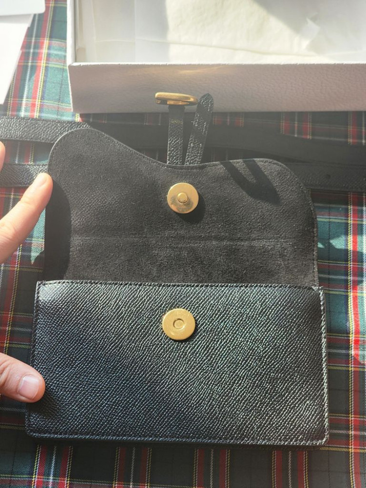 디올 Dior 미니 새들 가방 파우치 스트랩 정품 이미지