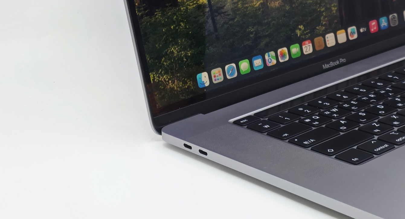 Apple MacBook Pro 16 맥북프로16 I7 512(2019) 이미지