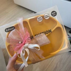 에디슨 스스로 실리콘 흡착 식판 새제품 팝니다. 이미지