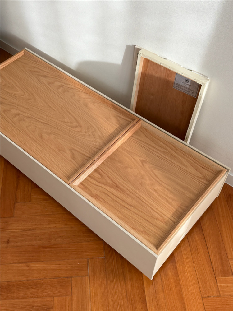 잭슨카멜레온 테노 소파 테이블 Teno Sofa Table 이미지