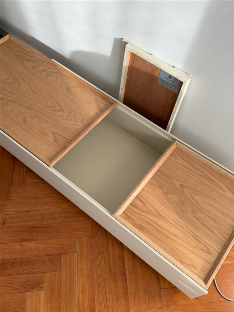 잭슨카멜레온 테노 소파 테이블 Teno Sofa Table 이미지