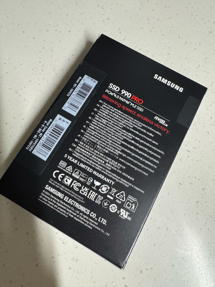 미개봉 새제품, 삼성 990 pro NVMe M.2 2TB SSD 이미지