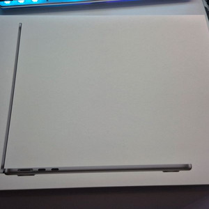 맥북 에어13 M2 기본형 스페이스그레이 이미지