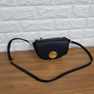 오야니 로티새들 크로스백 이미지