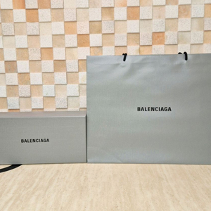 [정품]발렌시아가 박스+쇼핑백 SET,발렌아가 쇼핑백,발렉시아가 운동화,발렌시아가 가방,발렌시아가 지갑,발렌시아가 이미지
