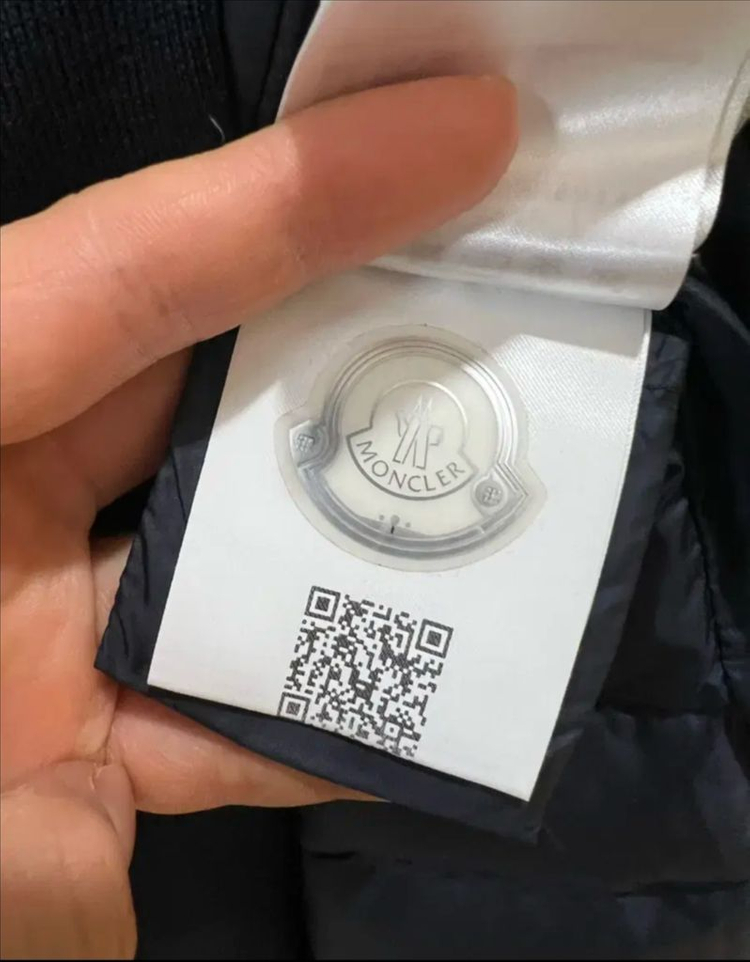 몽클레어 여성 롱니트패딩 이미지