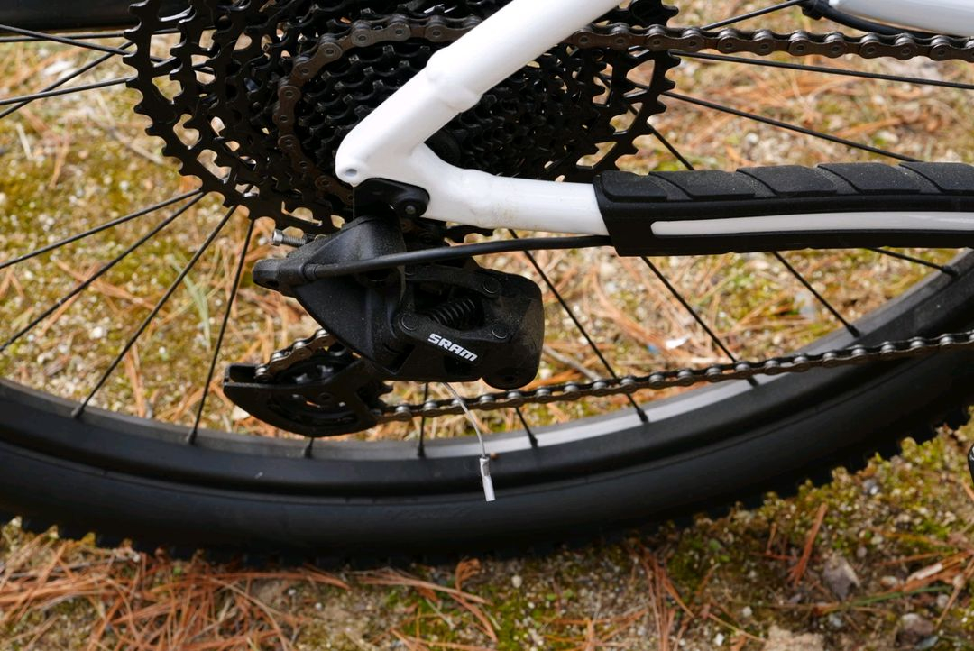 2025 트렉 마린7 3세대 화이트 L사이즈 S급 컨디션 이미지