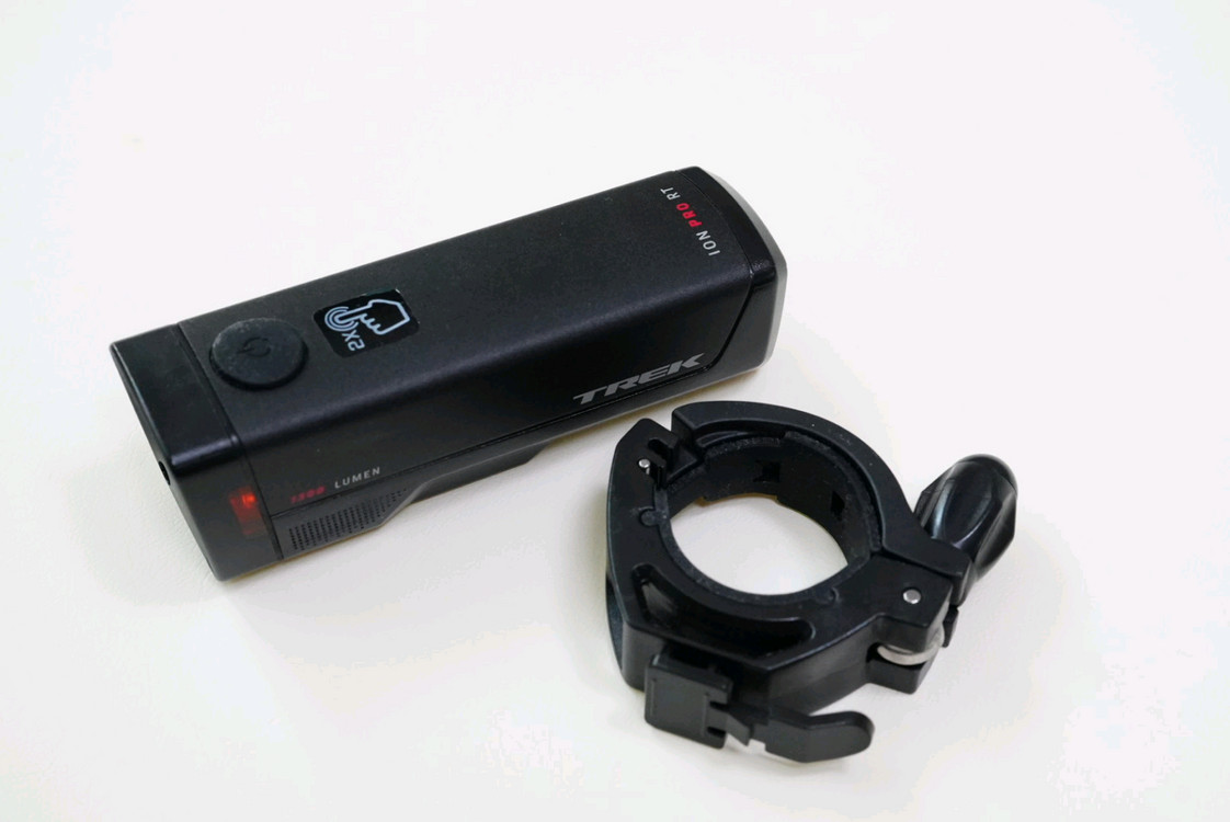 2025 트렉 마린7 3세대 화이트 L사이즈 S급 컨디션 이미지