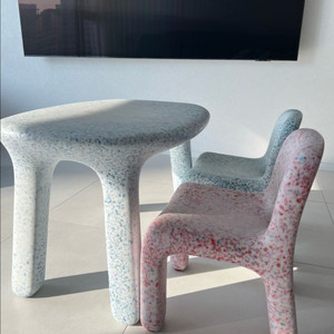 에코버디 책상 의자세트 이미지