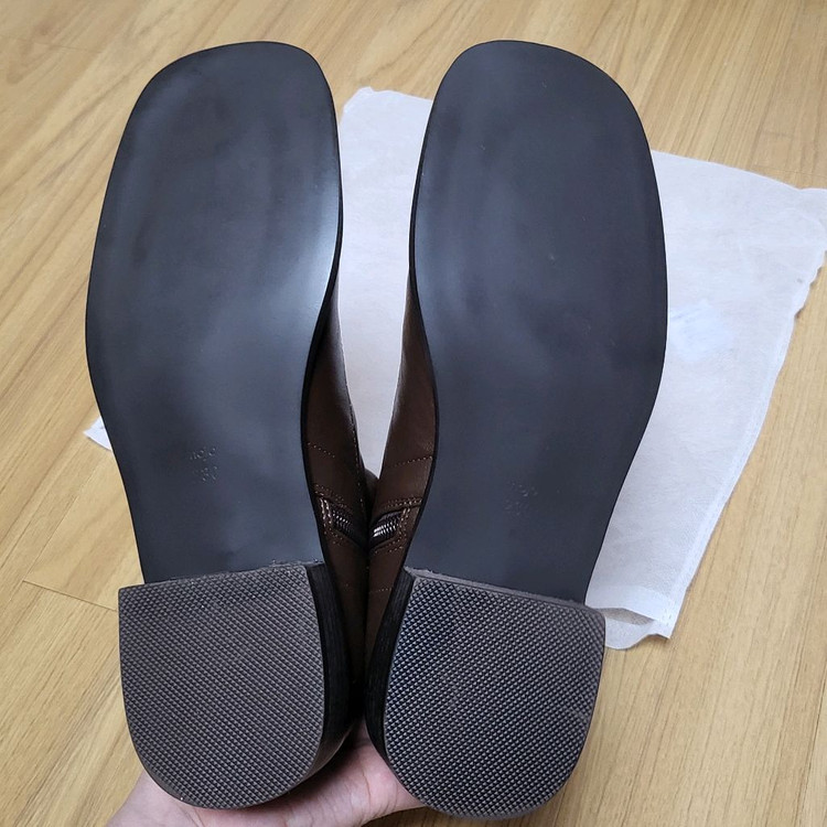 새상품) 라룸 시카고앵클부츠 삭스부츠 브라운 230 스퀘어토 이미지