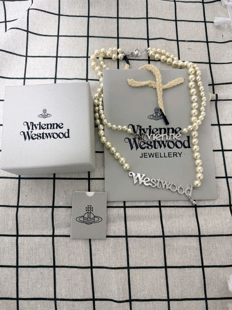 비비안 웨스트우드 펄 목걸이 이미지