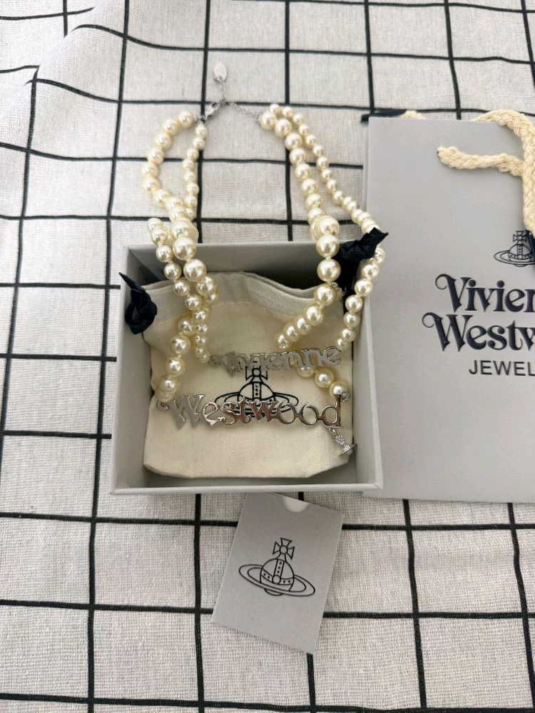 비비안 웨스트우드 펄 목걸이 이미지
