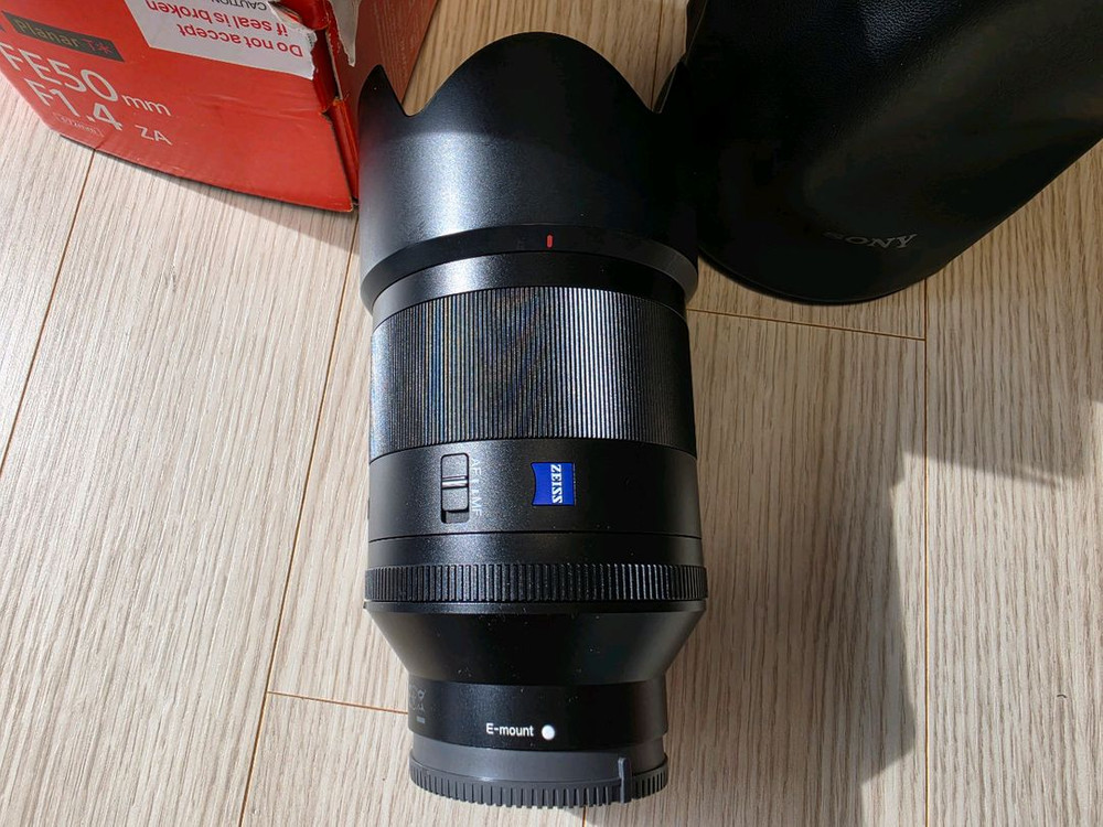 소니 정품 sel50f14z fe 50mm f1.4 za 50.4z 렌즈 판매합니다 이미지