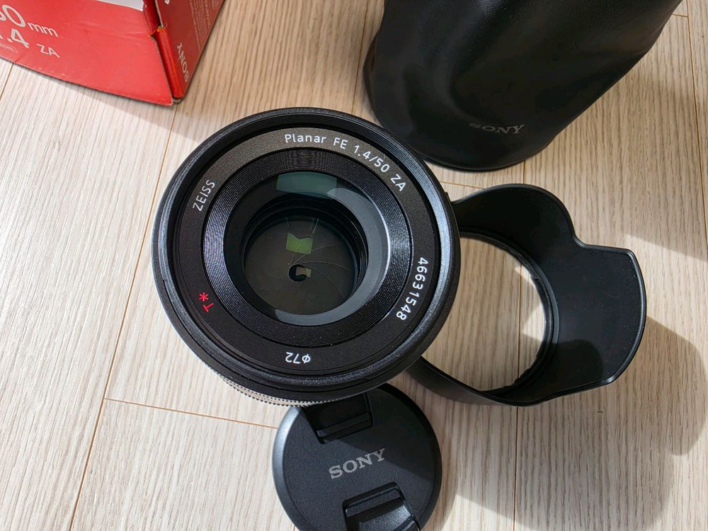 소니 정품 sel50f14z fe 50mm f1.4 za 50.4z 렌즈 판매합니다 이미지