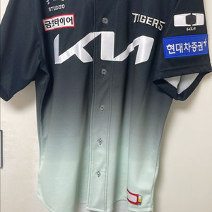 기아타이거즈 디플러스기아 콜라보 김도영 유니폼 이미지