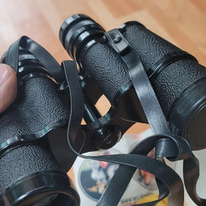 국산 빈티지 대한광학 코비카 쌍안경 근대사 자료90년대 쌍안경아닙니다오랜기간 베란다 창고에 잠을자던 **대한광학공업 이미지