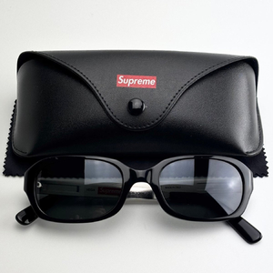 슈프림 Supreme Vega Sunglasses Black.상태좋은 중고제품 팝니다. 이미지