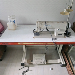 브라더공업용미싱 이미지