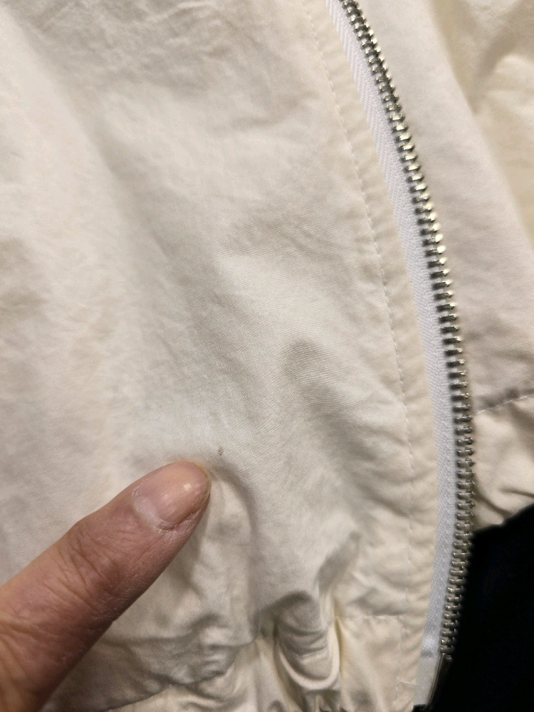 마뗑킴 로고 코팅 바람막이 자켓 점퍼 아이보리 프리사이즈 이미지