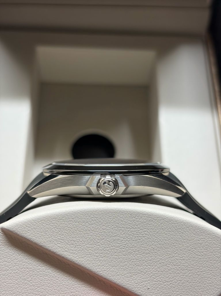 라도 하이퍼크롬 쿼츠 시계 풀박스 이미지