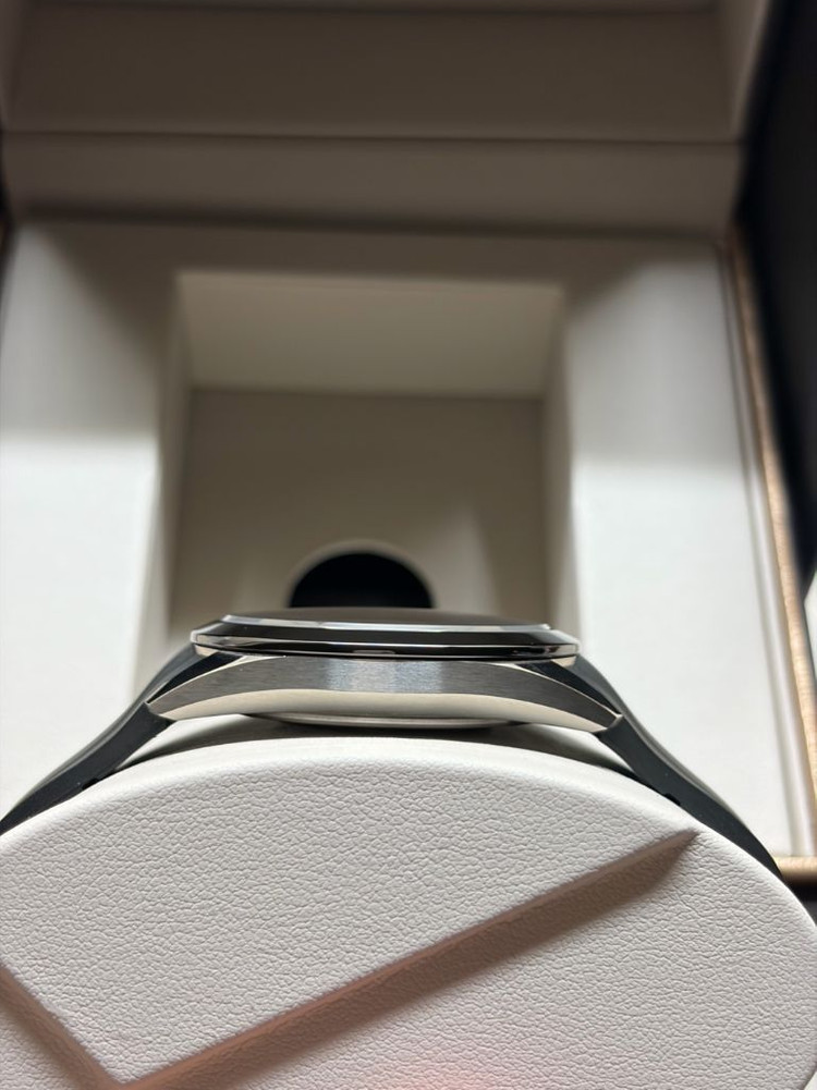 라도 하이퍼크롬 쿼츠 시계 풀박스 이미지