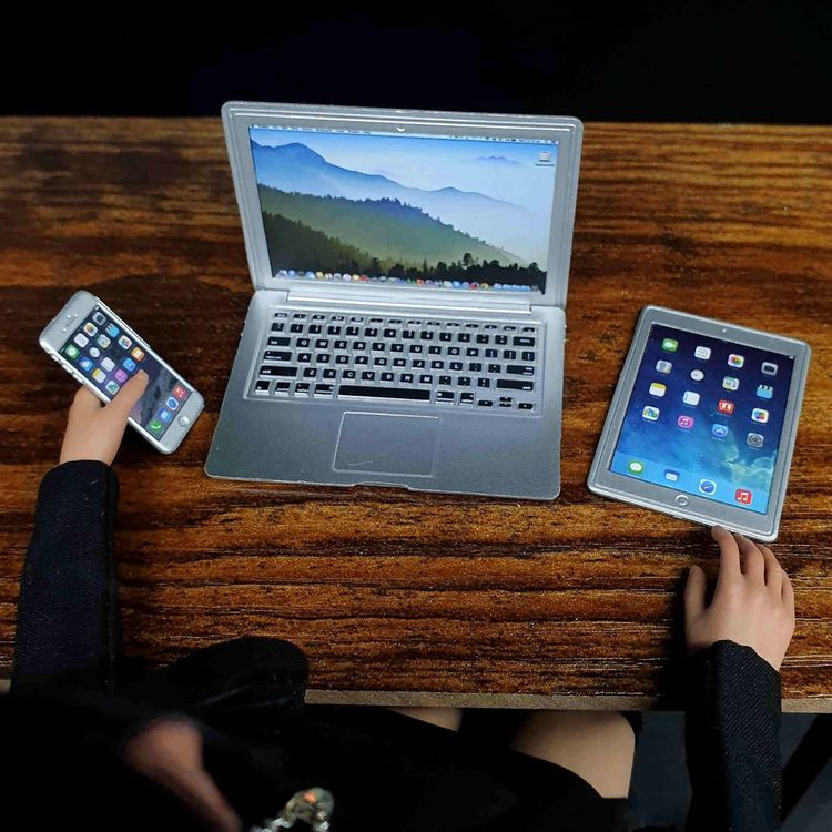 피규어 애플(아이폰) 3종기기 미니어쳐 12인치 피규어(핫토이x) 이미지