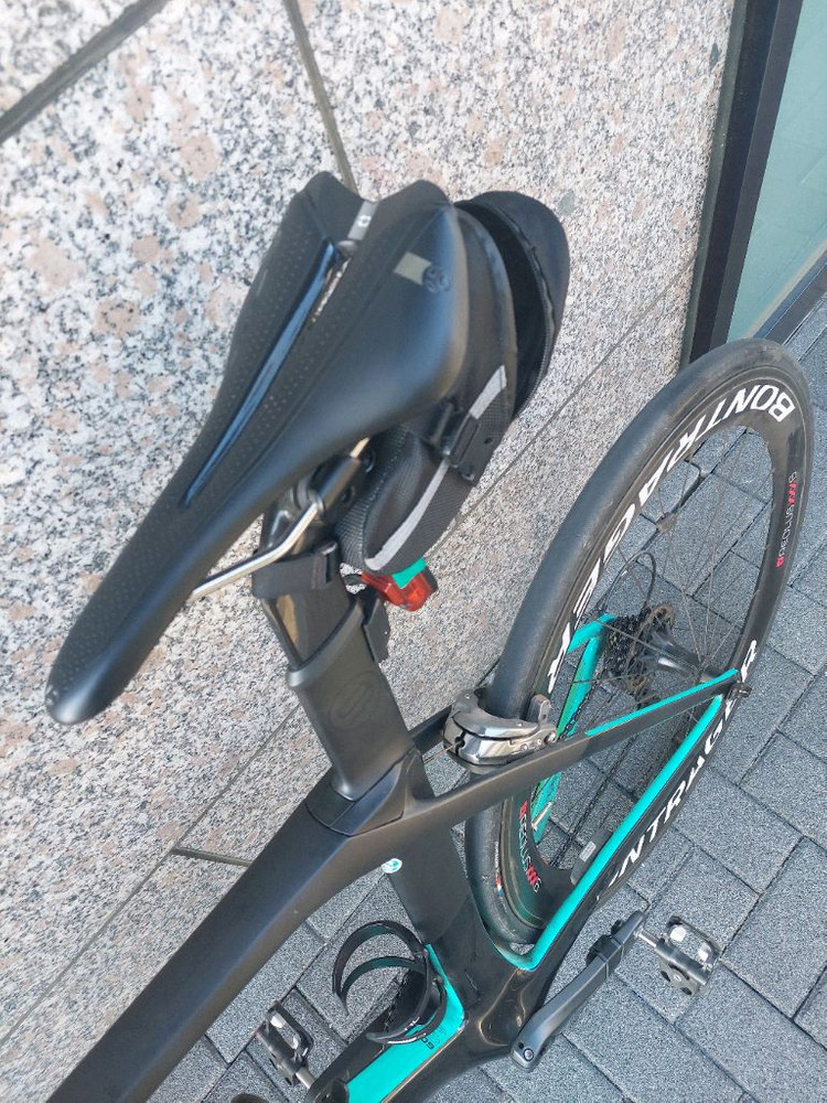 트렉 마돈9.2 로드자전거 이미지