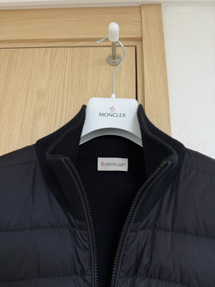 [L] 22 / 23 몽클레어 트리콧 울 가디건 니트패딩 블랙 이미지