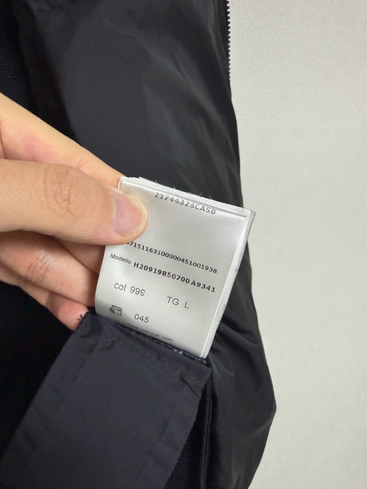 [L] 22 / 23 몽클레어 트리콧 울 가디건 니트패딩 블랙 이미지