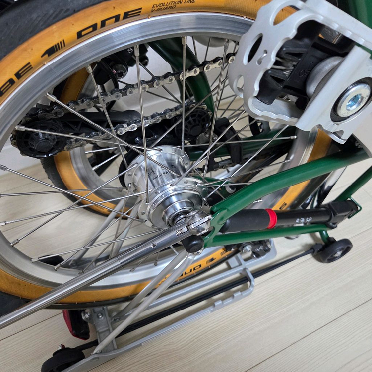 브롬톤 레이싱그린 M6R 판매 이미지