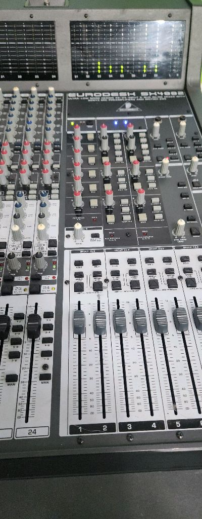 베링거 아날로그믹서기 SX-4882 이미지