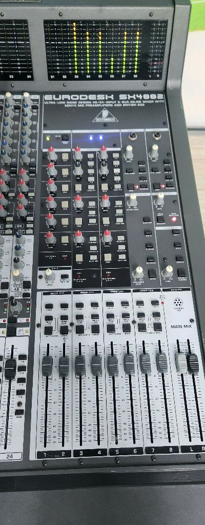 베링거 아날로그믹서기 SX-4882 이미지